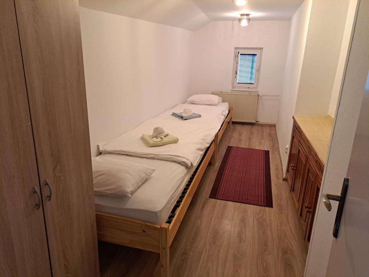 בלד Apartments Presernova 46 מראה חיצוני תמונה